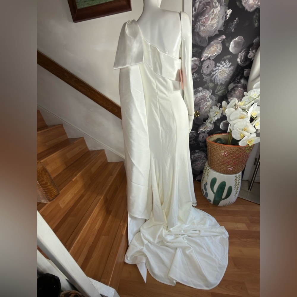 BHLDN X Jenny Yoo Tabitha One-Shoulder Wedding Gown - Picture 8 of 13